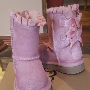 Pink uggs boots